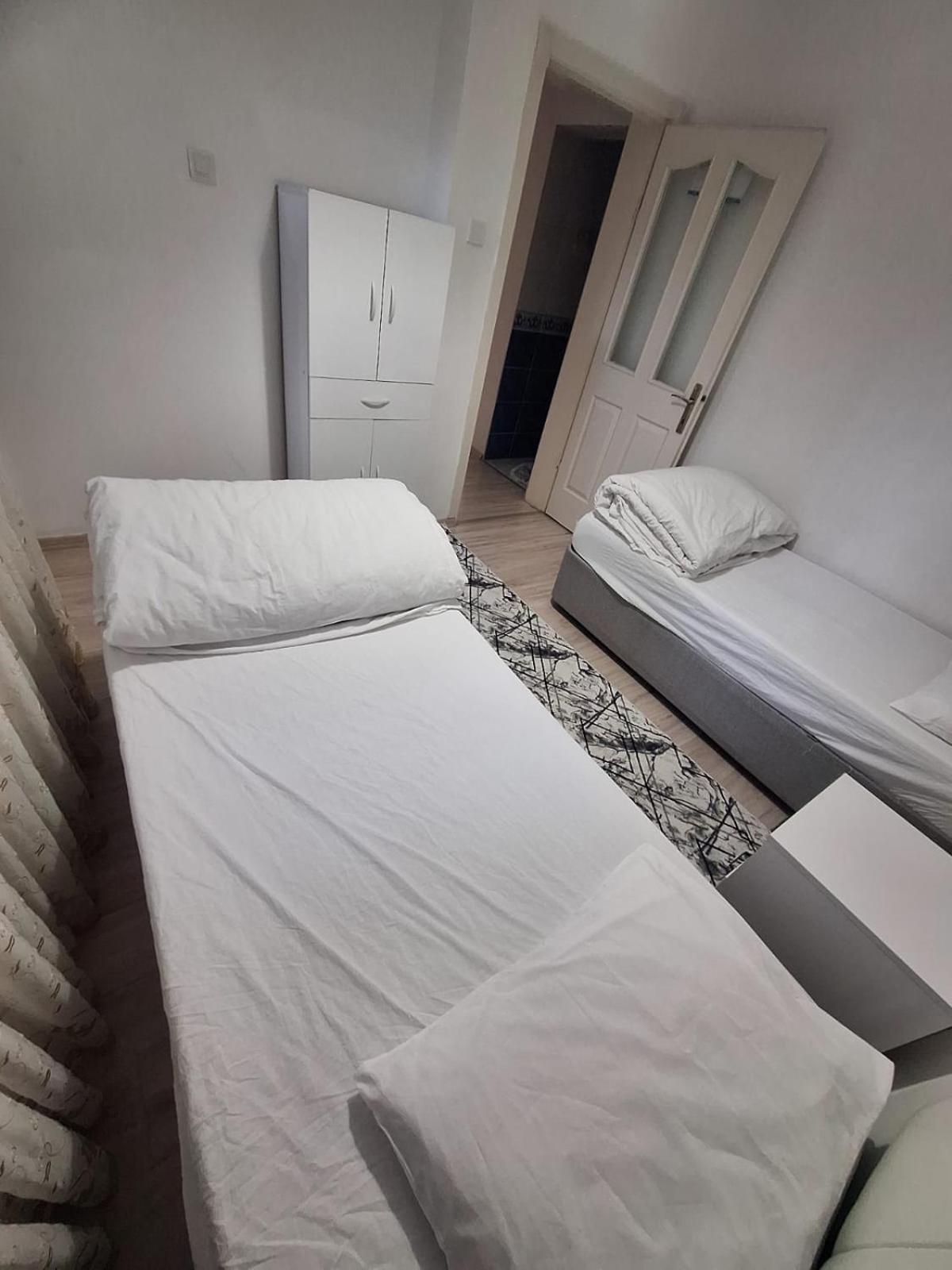 3Ege Ueniversitesine Ve Hastane Ye Cok Yakin Aile Icin Uygun Bornova Экстерьер фото